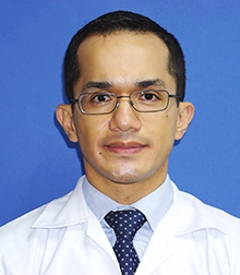 Dr. LAU DE LA VEGA JULIO