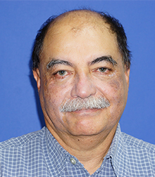 Dr. MOLINA KIRSCH HERNAN